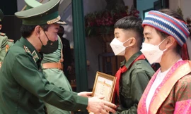 Chắp cánh ước mơ nơi biên viễn