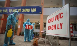 Phòng dịch COVID-19 đảm bảo an toàn tuyệt đối ngày bầu cử tại Hà Nội Ảnh: Phú Khánh