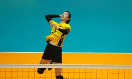 Pha nhảy đập của chủ công Trần Thị Thanh Thúy