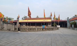 Phủ Tiên Hương, nơi được Cục Di sản ra văn bản cho phép treo biển tên di tích khác với tên do Bộ VH-TT&DL đặtẢnh: Hoàng Long