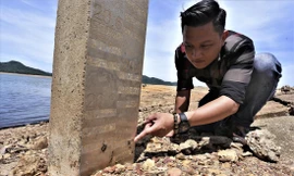 Mực nước hồ Kẻ Gỗ xuống dưới 18m không đảm bảo công tác tưới tiêu