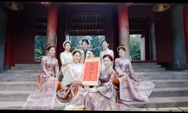Nhóm 1 với chủ đề hơi thở lịch sử và văn hóa
