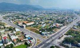 Các chuyên gia lưu ý cần có quy định chuyển tiếp trong việc thực hiện các dự án khi bỏ cấp huyện