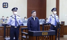 Tôn Lực Quân bị đưa ra xét xử hôm 8/7