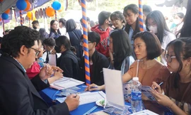 Thí sinh phụ huynh tham gia tư vấn tuyển sinh tại TPHCM ảnh minh họa: Nguyễn Dũng