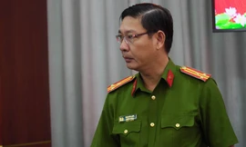 Khởi tố vụ án bé trai 10 tuổi nghi bị mẹ kế bạo hành ở Cà Mau