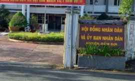 Cà Mau: Lấy đất công cho doanh nghiệp thuê làm bãi chứa vật liệu 