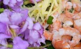 Về xứ rừng U Minh Hạ ăn gỏi cuốn hoa mua, đọt choại mùa sa mưa