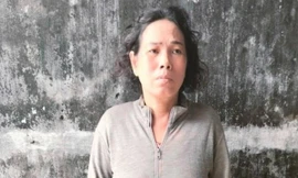 Tạm giữ nữ đối tượng giật 117 tờ vé số của cặp vợ chồng già ngồi xe lăn