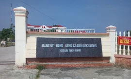 Chủ tịch MTTQ xã vào nhà trọ ‘nằm kế bên’ phụ nữ đã có chồng