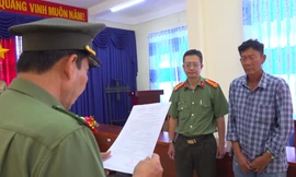 Bắt 2 đối tượng đưa ngư phủ qua Malaysia đánh bắt trái phép