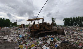 Nguy cơ 'vỡ trận' rác tại Cà Mau: Vẫn tắc lối ra cho nhà máy xử lý rác