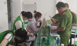 Bạc Liêu củng cố hồ sơ xử lý các vi phạm ở 7 điểm giao dịch của F88