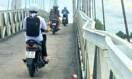 Vụ xe tải 31 tấn làm biến dạng cầu treo ở Cà Mau: Vì sao lọt kiểm soát?