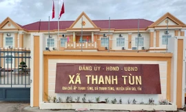 Bí thư xã tiếp nhận tiền vận động 'quên' nhập quỹ