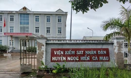Cho thôi chức Phó viện trưởng Viện KSND huyện từng bị tố 'vòi tiền'