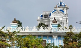 Bất ngờ vụ ông chủ 'tòa nhà đẹp nhất Cà Mau' kiện lãnh đạo Cà Mau