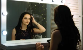 Cô gái mắc căn bệnh cực hiếm: Quên cả khuôn mặt mình, nghe giọng nói để phân biệt mọi người