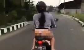 váy