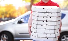 Người yêu cũ đặt pizza