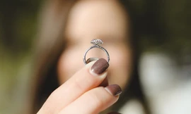 Chiếc nhẫn bị đánh mất