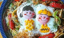 Trứng rán biến thành tác phẩm nghệ thuật