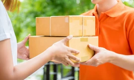 Đặt hàng xong, 8 năm sau mới nhận được