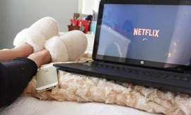 Hack Netflix của người yêu cũ