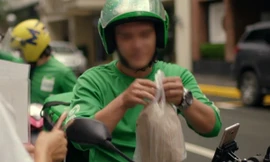 Đặt GrabFood, chờ 1 tiếng rồi bị hủy nhưng khách hàng bất ngờ với hành động của tài xế