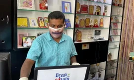 Khẩu trang in khuôn mặt mỗi người