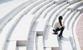 Bỏ ngay 5 thói quen này nếu bạn không muốn "trăm năm cô đơn"