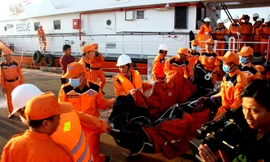 Phao bè trên tàu Hải Thành 26 được lực lượng tìm kiếm cứu nạn tìm thấy trên biển. Ảnh: Đ. Thanh