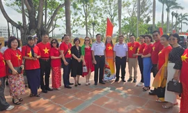 Đoàn kiều bào thăm Bộ Tư lệnh vùng 1 Hải quân, Lữ đoàn 170