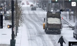 Bão tuyết tấn công miền trung nước Mỹ, hàng trăm chuyến bay bị hủy bỏ