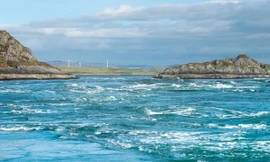 Xoáy nước Corryvreckan, 'vạc dầu dữ dội' của Scotland - nơi ở của phù thủy đáng sợ như thế nào? 
