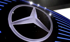 Daimler Trucks bị phạt tới 30 triệu USD do chậm thu hồi 