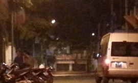 Công an huyện đi đá bóng gây náo loạn