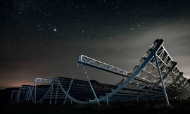 Canada bắt được tín hiệu radio lặp lại từ 'thế giới hình elip'