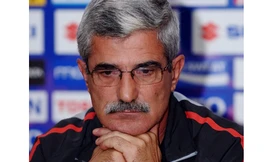 HLV Calisto: “Tôi chịu trách nhiệm về thất bại này”