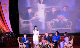 Tuổi trẻ Nghệ An giao lưu với các cán bộ Đoàn qua các thời kỳ.