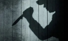 Mâu thuẫn tình cảm, chồng đâm vợ rồi uống thuốc diệt cỏ tự tử