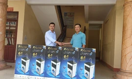 Các máy lọc nước của Tập đoàn Tân Á Đại Thành trao tặng các trường khó khăn tại huyện Sơn Động (Bắc Giang)