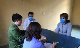 Đối tượng Tuyết tại cơ quan công an