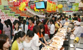 Tăng sức mua cho người thu nhập thấp