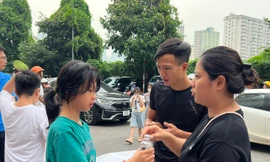 Học sinh tiểu học với cuộc đua giành suất học trường tốp đầu