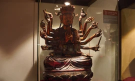 Chiêm ngưỡng hơn 500 cổ vật hiếm qua các thời kỳ 'Văn minh sông Hồng đến Hà Nội phố'