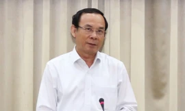 Bí thư TPHCM xem mình là 'thủ môn', đội ngũ doanh nhân là hàng 'tiền đạo'