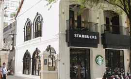 Lý do Starbucks đóng cửa quán cà phê đắc địa nhất TPHCM
