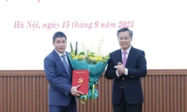 Triển khai quyết định của Ban Bí thư về công tác cán bộ