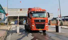 Thực hư việc doanh nghiệp phải 'làm luật' ở cửa khẩu Chi Ma - Lạng Sơn